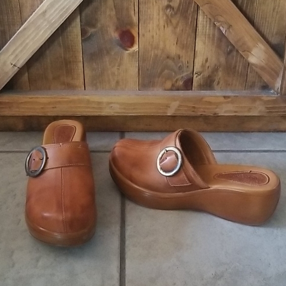 PONTAPE Shoes - Genuine Leather Clogs